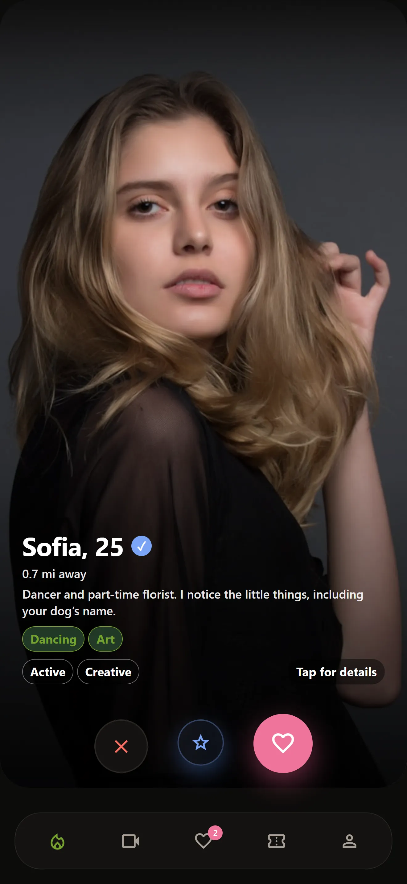 M8tcha Discover screen showing a nearby profile